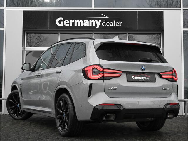 BMW X3 xDrive30e 292pk M-Sport Laser Pano HUD Tr-Haak Carbon M-Brooklyn