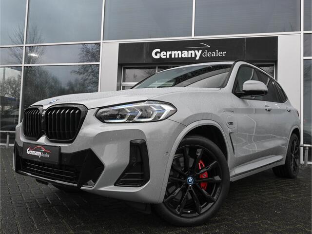 BMW X3 xDrive30e 292pk M-Sport Laser Pano HUD Tr-Haak Carbon M-Brooklyn