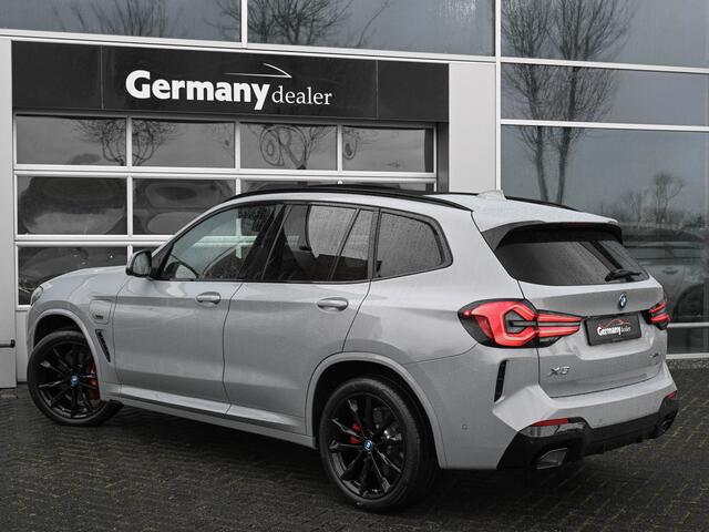 BMW X3 xDrive30e 292pk M-Sport Laser Pano HUD Tr-Haak Carbon M-Brooklyn