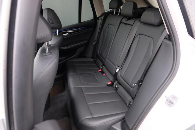 BMW X3 BWJ 2018 xDrive20i 184 PK High Executive AUTOMAAT / NAVI / CLIMA / CRUISE / PANORAMADAK / LEDER / AUTOMATICHE ACHTERKLEP / FULL LED / LMV / PDC