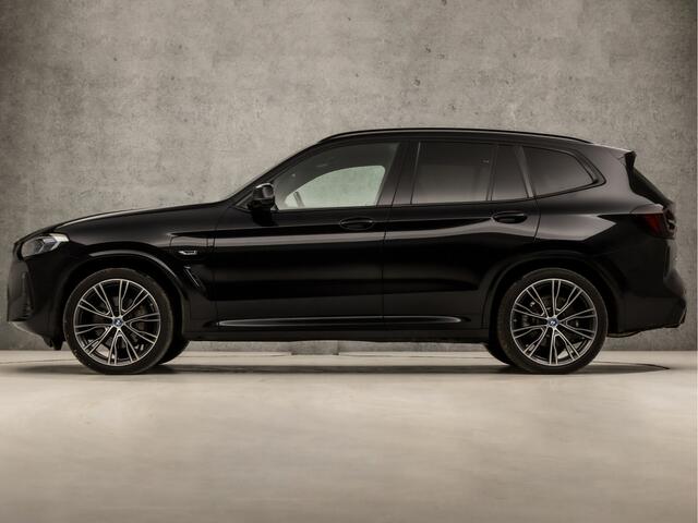 BMW X3 xDrive30e M Sport 293Pk Automaat (FACELIFT, FULL OPTION, PANORAMADAK, M PAKKET, LASER KOPLAMPEN, MEMORY SEATS, 360 CAMERA, HEAD-UP DISPLAY, LEDER, STUUR/STOELVERWARMING, SFEERVERLICHTING, APPLE CARPLAY, NIEUWS