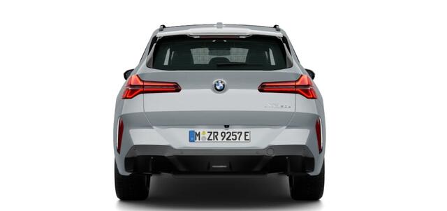 BMW X3 30e xDrive M-Sport ACC Pano 360 Venti. Stoel. Head Up Shadowline Led NIEUW!