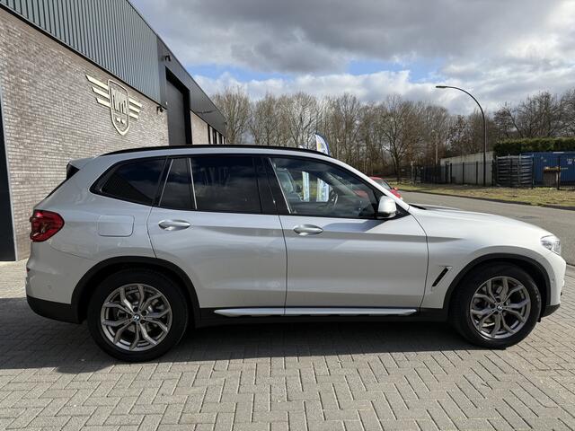 BMW X3 sDrive20i Launch Edition High Executive | 2E EIGENAAR | 12MND GARANTIE | DAB | LED | NAVI | CRUISE | PANODAK | LMV |