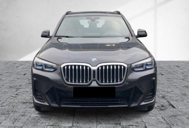 BMW X3 xDrive30d 286 PK Head-Up Laser LED Live Cockpit Sportstoelen Stoelverwarming Stuurverwarming