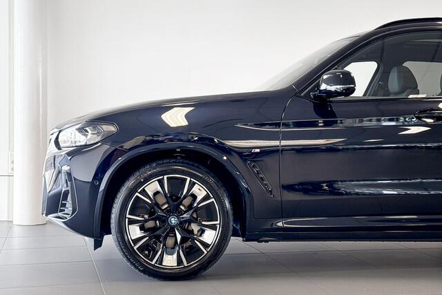 BMW X3 iX3 High Executive Edition 80 kWh | M Sport | Glazen Panoramadak | Headup Display | Harman Kardon | Trekhaak |