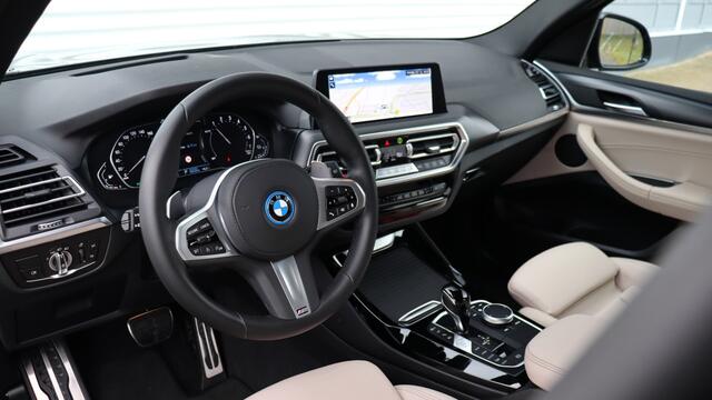 BMW X3 xDrive30e M-Sport | Head-up | Panoramadak | Laserlight | Parking Assistant Plus