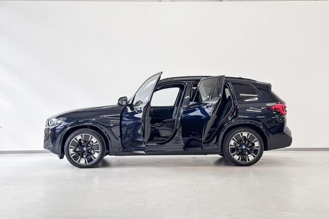 BMW X3 iX3 High Executive Edition Shadow Line Pack - Beschikbaar vanaf: Juli 2025