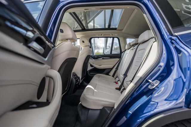 BMW X3 xDrive20i High Executive Edition | PANO | NL Auto | Elekt. trekhaak