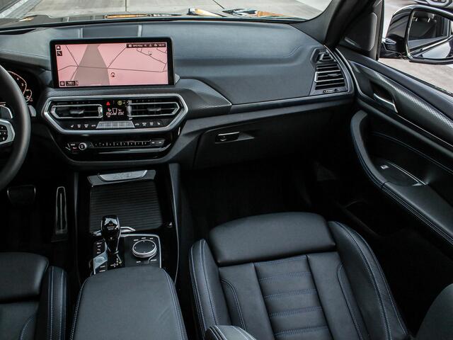 BMW X3 xDrive30e 292PK Automaat High Executive M-Sport | HARMAN EN KARDON | PANO | LEDER | HUD | ELEC STOELEN | LEDER DASHBOARD |