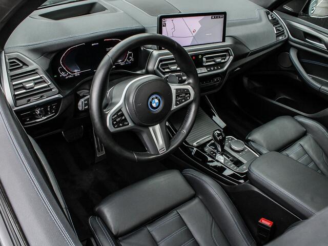 BMW X3 xDrive30e 292PK Automaat High Executive M-Sport | M-SPORT KUIPSTOELEN | HEAD-UP | PANO | HARMAN KARDON | SHADOWLINE |