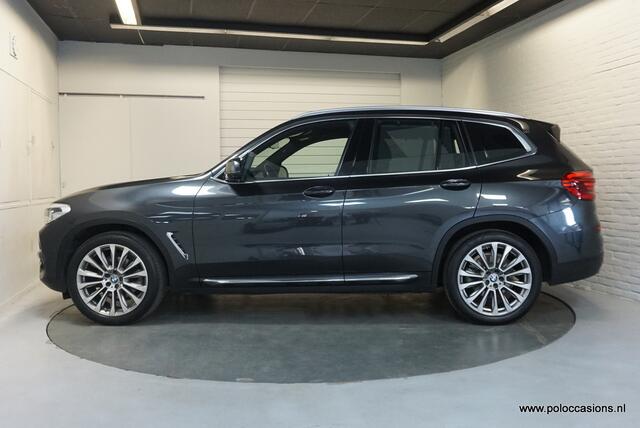 BMW X3 xDrive20i High Exec Panorama | Carplay | Sportinter | Camera |