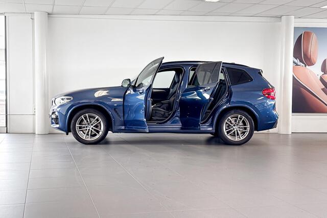 BMW X3 xDrive20i High Executive | M Sport | Glazen Panoramadak | Stoelverwarming | Achteruitrijcamera |