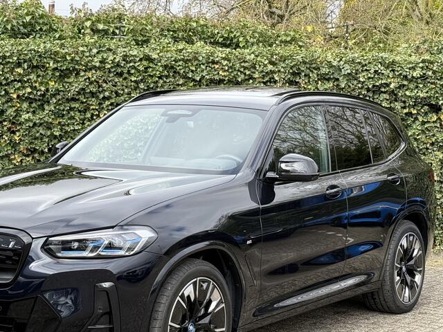 BMW X3 iX3 High Exe | M-Sport | Panorama | 20'' | Elek. Trekhaak | Driv. Ass. Prof. | Harman/Kardon | Laser