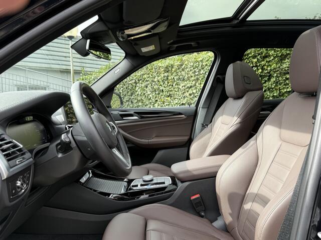 BMW X3 iX3 High Exe | M-Sport | Panorama | 20'' | Elek. Trekhaak | Driv. Ass. Prof. | Harman/Kardon | Laser