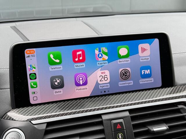 BMW X3 xDrive30e Automaat / Panorama schuifdak / Apple Carplay Android / Stoelverwarming voor / Camera 360° / Dakbekleding Antraciet / Head Up Display / Adaptief cruise control / Ski-luik / Parkeer-assistent