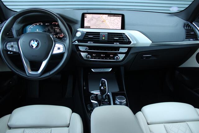 BMW X3 xDrive30e Individual Merino-Leer Adaptive-Led Head-Up Adaptive-Cruise 360-Carmera