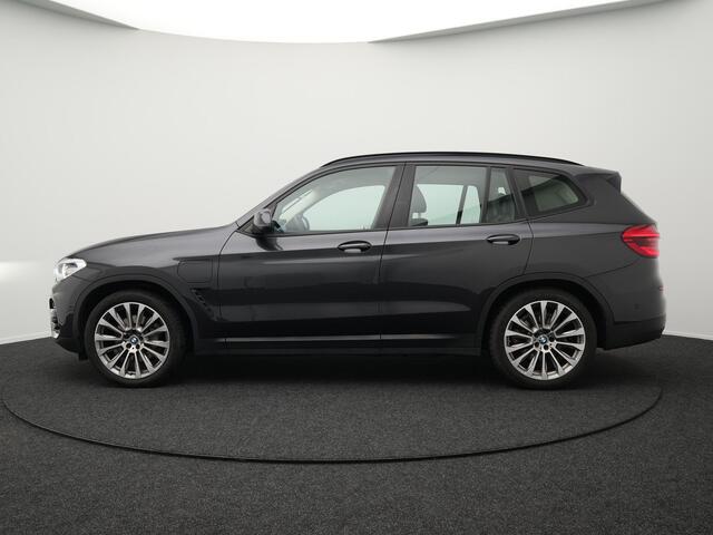 BMW X3 xDrive30e High Executive Plug In Hybrid Dealer O.H PHEV | Adaptive Cruise | 360 Camera | Head Up | Apple Carplay | 20"L.M | Lederen Stoelen & Memory | Stuurverwarming | Keyless |