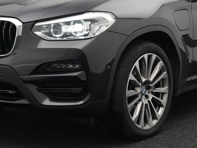 BMW X3 xDrive30e High Executive Plug In Hybrid Dealer O.H PHEV | Adaptive Cruise | 360 Camera | Head Up | Apple Carplay | 20"L.M | Lederen Stoelen & Memory | Stuurverwarming | Keyless |