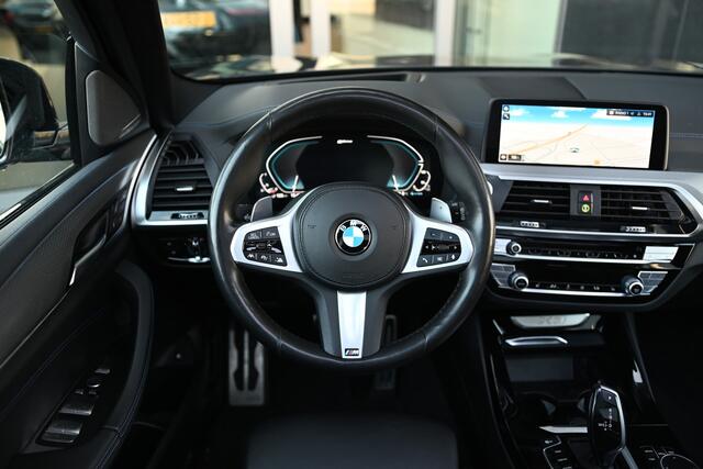 BMW X3 xDrive30e High Executive M Sport Automaat / Panoramadak / Sportstoelen / Adaptieve LED / Parking Assistant Plus / Head-Up / Stoelverwarming / Comfort Access