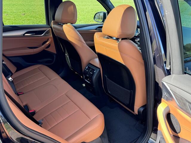 BMW X3 XDRIVE 20I M SPORT / HEAD UP / PANO / TREKHAAK / 20 INCH
