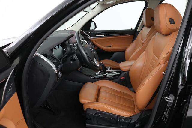 BMW X3 sDrive18d High Executive | Panoramadak | Leder | Stoelverwarming | Full LED | Sportstoelen | Carplay | Navigatie | Camera | Park Assist