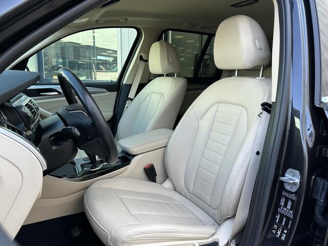 BMW X3 xDrive20i High Executive | Leder/Privacy Glass/Navi/Camera