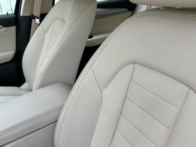 BMW X3 xDrive20i High Executive | Leder/Privacy Glass/Navi/Camera