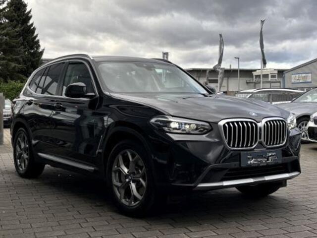 BMW X3 xDrive30e ** LED, LEDER, TREKH, 19-inch LMV, STANDK, HiFi, DRIVING ASS ** ¤ 25.400,= onder NP - 1e EIG ** ** INFORMEER OOK NAAR ONZE AANTREKKELIJKE FINANCIAL-LEASE TARIEVEN **