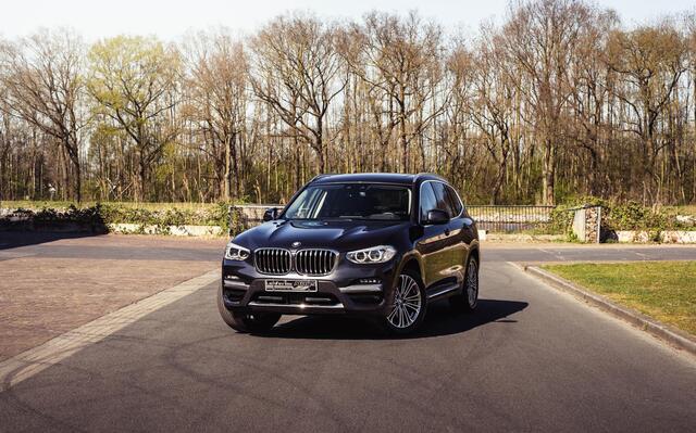 BMW X3 xDrive30i Luxury Line Aut. Panodak, Headup, Leder Zwart, 360 Graden Camera, Navi, Adapt. Cruise