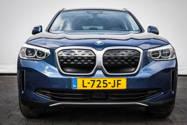 BMW X3 iX3 Executive 80 kWh Panoramadak/ Leer/ Camera/ Navigatie/ Carplay/ Stoelverwarming