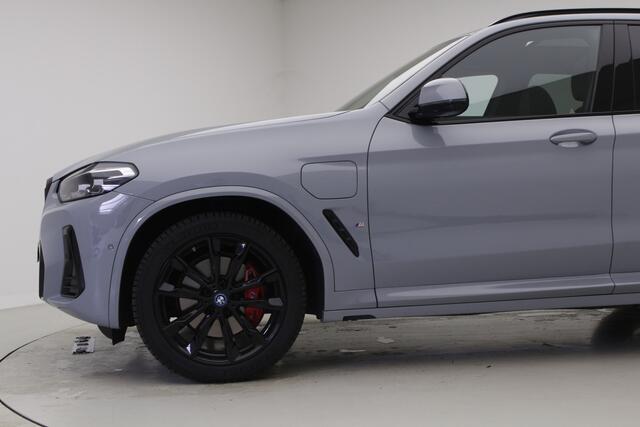 BMW X3 xDrive30e M-Sport | Panorama | Active Cruise Control | Harman Kardon | 20" | Head-Up