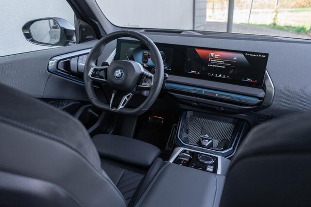 BMW X3 30e xDrive / M- Sport/ Standkachel/ Live Cockpit/ Adaptive Cruise Control/ Panoramadak/ 220kW (220PK)