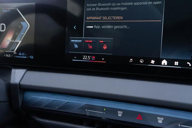 BMW X3 30e xDrive / M- Sport/ Standkachel/ Live Cockpit/ Adaptive Cruise Control/ Panoramadak/ 220kW (220PK)
