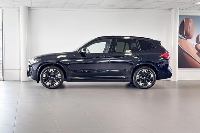 BMW X3 iX3 High Executive 80 kWh | M Sport | Harman Kardon | Glazen Panoramadak | Headup Display |