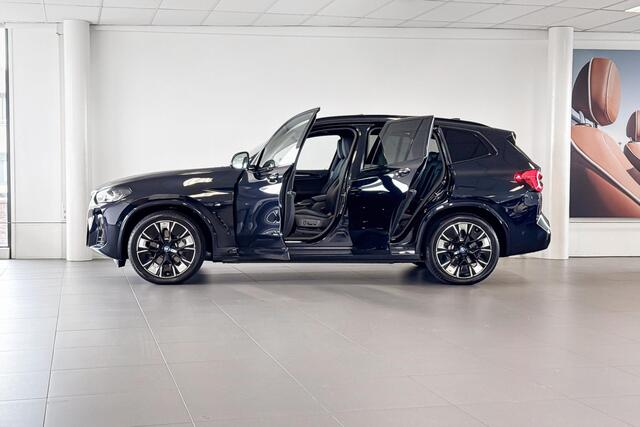 BMW X3 iX3 High Executive 80 kWh | M Sport | Harman Kardon | Glazen Panoramadak | Headup Display |