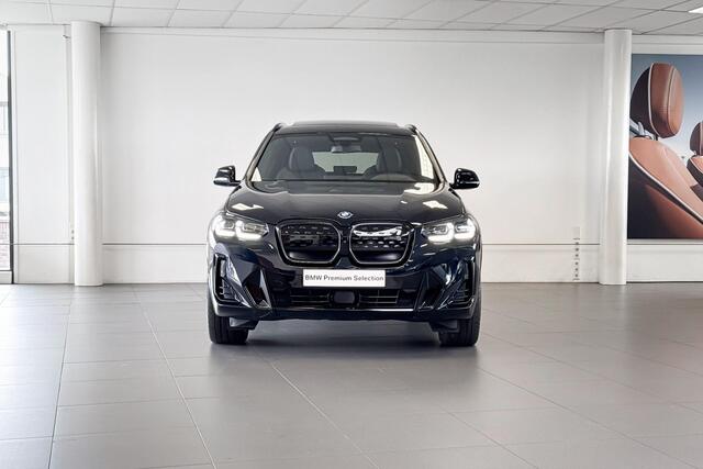 BMW X3 iX3 High Executive 80 kWh | M Sport | Harman Kardon | Glazen Panoramadak | Headup Display |
