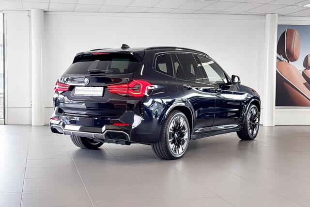 BMW X3 iX3 High Executive 80 kWh | M Sport | Harman Kardon | Glazen Panoramadak | Headup Display |