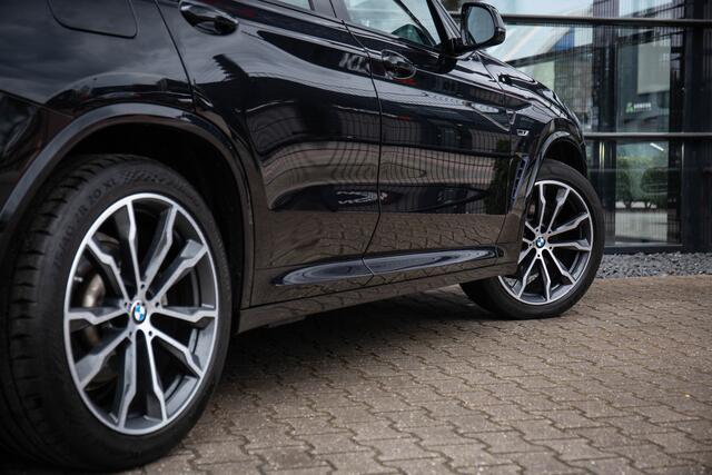 BMW X3 xDrive30e High Executive M-Sport , Pano dak, Trekhaak, Stuur/stoelverwarming,