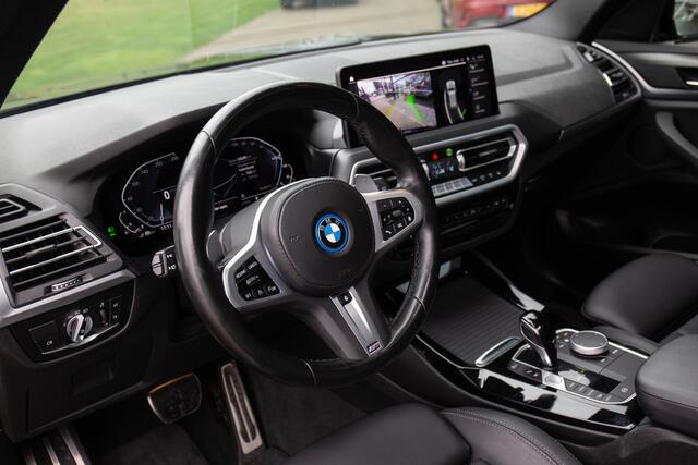 BMW X3 xDrive30e High Executive M-Sport , Pano dak, Trekhaak, Stuur/stoelverwarming,