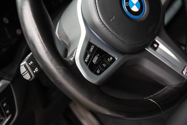 BMW X3 xDrive30e High Executive M-Sport , Pano dak, Trekhaak, Stuur/stoelverwarming,