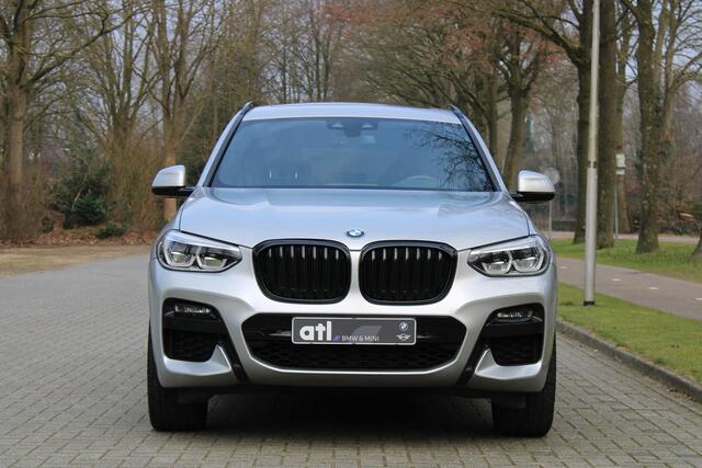 BMW X3 xDrive30e M-sport pakket, 20", Panoramadak, Head-up, Hifi, Elektrische Trekhaak, Stoelverwarming, Grootlichtassistent, DAB, Shadowline, BMW Live Cockpit Professional, etc
