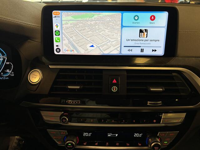 BMW X3 xDrive30e Luxury Line / Panodak / HeadUp / Stoelventilatie / H&K / Gesture control / 360 camera / Dab+ / Apple Carplay - NIEUWSTAAT -