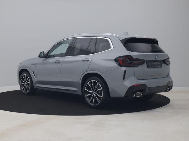 BMW X3 xDrive30e M-Sport | PANO | 360° | HUD | KEYLESS | STOEL- EN STUURVERW.