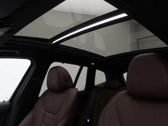 BMW X3 xDrive30e M-Sport | PANO | 360° | HUD | KEYLESS | STOEL- EN STUURVERW.
