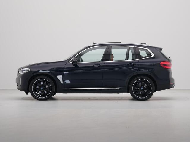 BMW X3 iX3 High Executive 80 kWh 285pk Panorama Navigatie Trekhaak Stoelverwarming 115