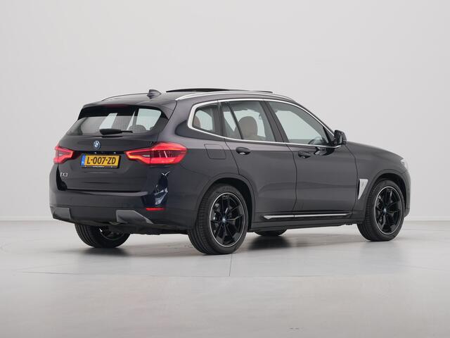 BMW X3 iX3 High Executive 80 kWh 285pk Panorama Navigatie Trekhaak Stoelverwarming 115