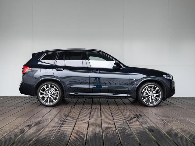 BMW X3 xDrive20i | High Executive | M Sportpakket | Panoramadak | Parking Assistant | Stoelverwarming | Laserlight | 20''