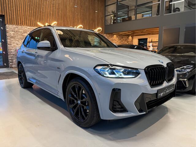 BMW X3 xDrive30e High Exe. M-Sportstoelen, Pano, trekh, 20", HUD