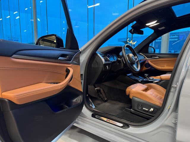 BMW X3 xDrive30e High Exe. M-Sportstoelen, Pano, trekh, 20", HUD