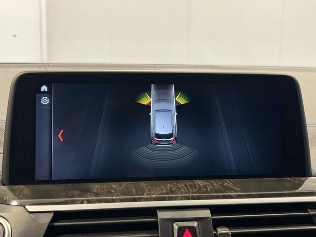 BMW X3 xDrive20i High Executive | Navigatie | 20" LM Velgen | Voorstoelen Verwarmd + Stuur | Cruise Control | Lederen Bekleding |